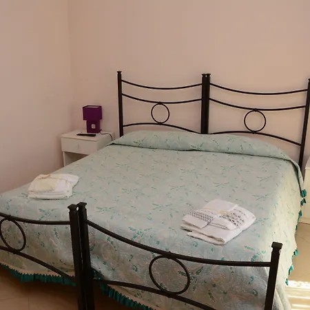 San Leonardo Couette-café Mascali