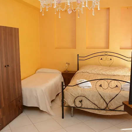 Oda ve Kahvaltı San Leonardo Mascali