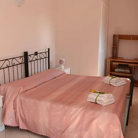 Oda ve Kahvaltı San Leonardo Mascali