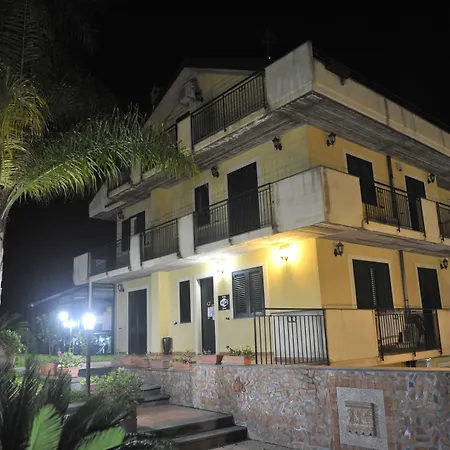 San Leonardo Oda ve Kahvaltı Mascali