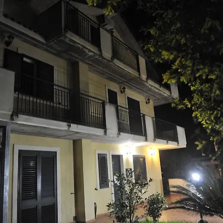 Oda ve Kahvaltı San Leonardo 3*